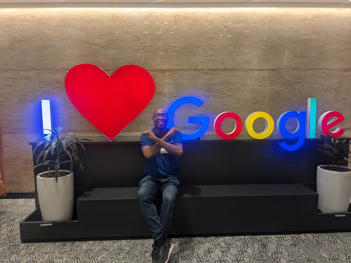 Abocco's tweet photo. I've been to #Google offices in #MountainView (#GooglePlex), #WashingtonDC, #NewYork, #SanFrancisco, #Accra, #Kampala, #Nairobi, #Joburg, #Lagos, #Zurich, #Hyderabad. 

I ❤️ Google. Before, during &amp; after being a #Googler. Always probably will. 

"Do the right thing". https://t.co/gblR3A6W5z