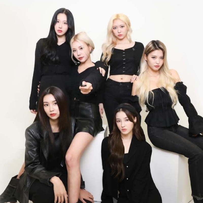 Kstyle_news's tweet photo. 【速報】MOMOLAND、再始動を電撃発表！

▼6人が新事務所と専属契約を締結
https://t.co/wEiHfJxjHJ

#MOMOLAND #모모랜드 #モモランド