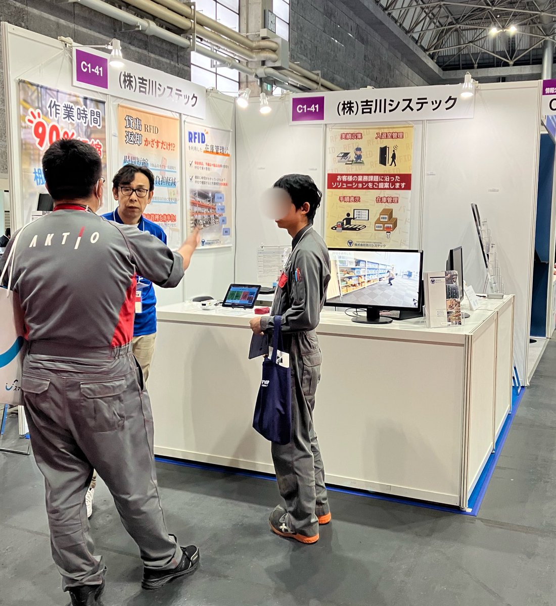YOSHIKAWASYSTEC's tweet photo. #関西物流展 2日目が終了しました！
本日も沢山のご来場誠にありがとうございます✨

明日は最終日です！
#RFID のデモ実演行ってます^_^
ご来場お待ちしています♪

#物品貸出
#在庫管理
#通い箱管理 https://t.co/yt5a1T1Mpz
