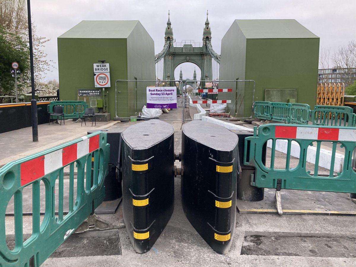 HammersmithBridge.org.uk tweet media