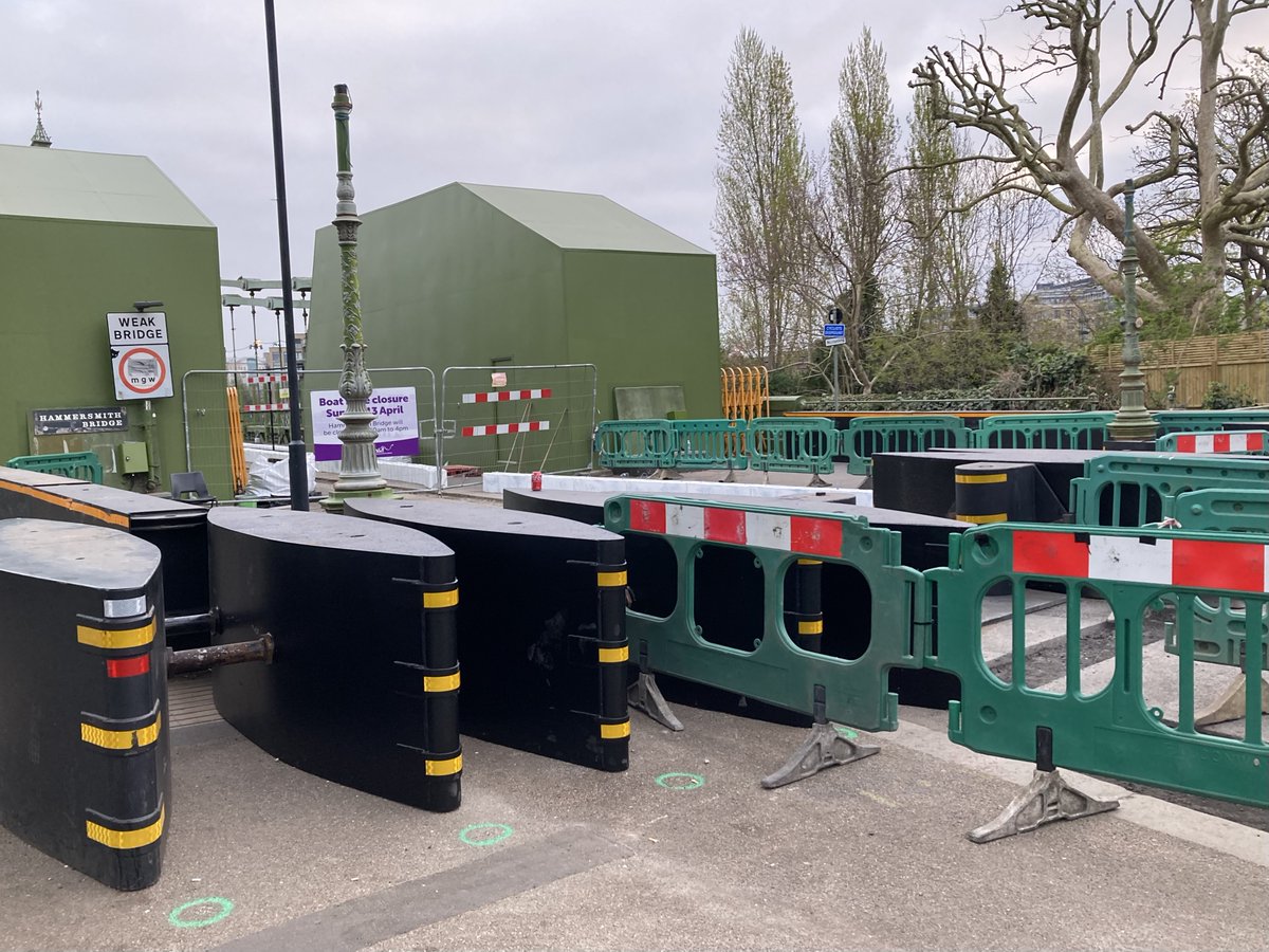 HammersmithBridge.org.uk tweet media