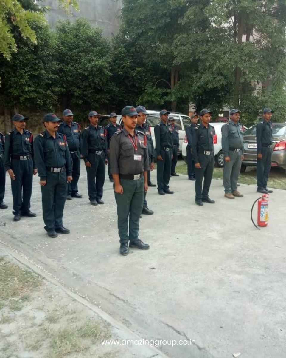 amazingsecure90's tweet image. Stay safe and secure with the best security guard by your side.

#AmazingSecurity
#amazingsecurityguards
#securityguardservices
#homesecurity