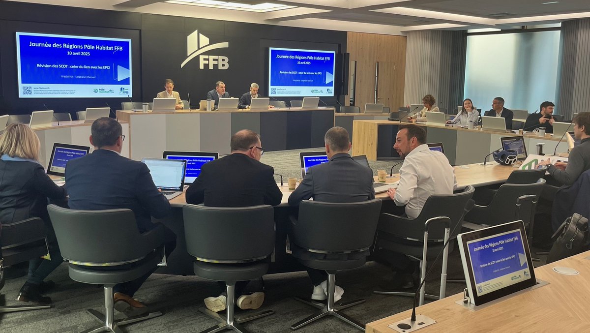 HabitatFFB's tweet image. 🗺️ JOURNEE DES REGIONS 🗺️
Rendez-vous annuel réunissant les présidents de régions et de départements Pôle Habitat FFB, les délégués régionaux et les équipes nationales
Au programme :
➡️Échanges sur les déclinaisons en régions du partenariat entre @FederationScot, @FFBatiment…