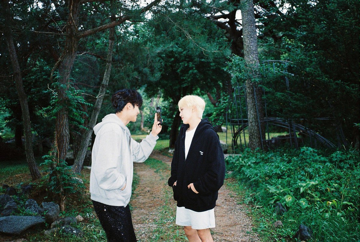 🐶 (@gyumedia) on Twitter photo 