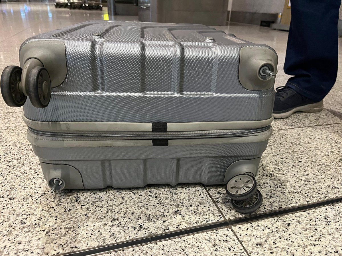 Goonr217's tweet photo. @airindia broke my dad's carlton trolley bag and is offering just 500 rupees compensation. That barely covers the cost of new wheels and labor charges. Guys please stop choosing this airline because it's tickets are cheap. There is a reason why it so cheap. https://t.co/RQCkbutSEn