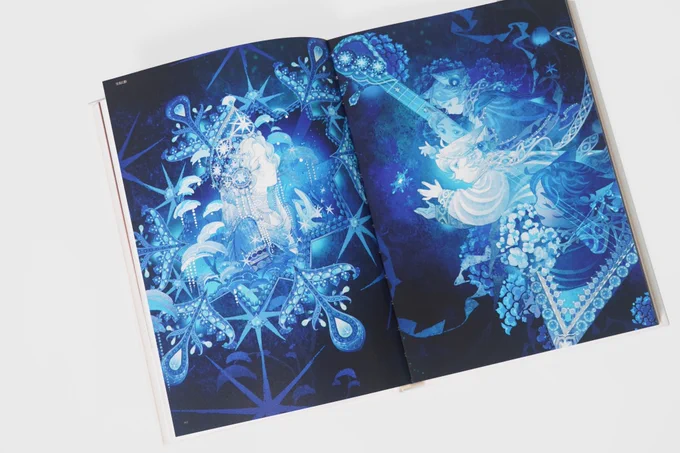 My art collection, "Pearl," has been published. It comprises my personal works and game artworks from 2017 to 2023. You can buy it on 森雨漫-Shopify( Good luck! 