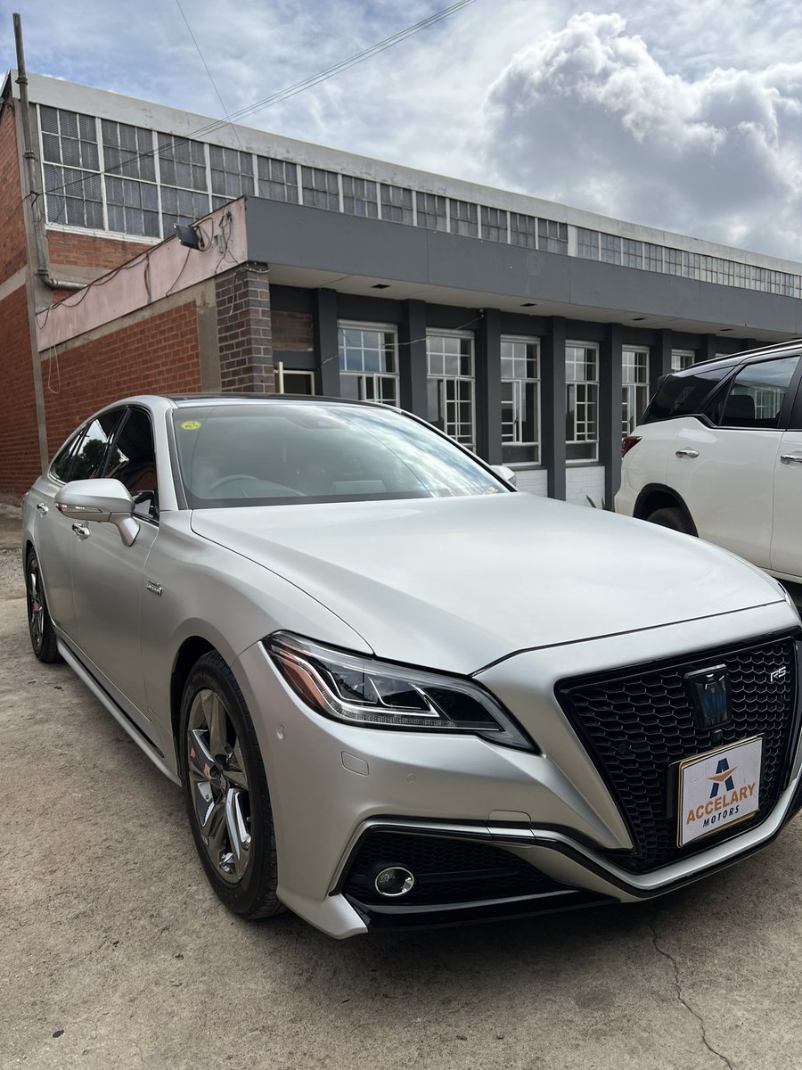 accelary's tweet photo. “Matte PPF: sleek style meets protection! Benefits include:
- Unique matte finish
- Paint protection from scratches and chips
- UV resistance
- Easy maintenance
Protect your ride’s style and paint with Matte PPF!”
#zim🇿🇼#paintprotectionfilm #mattefinish #accelarymotors #fyp https://t.co/6w0evPJm9h