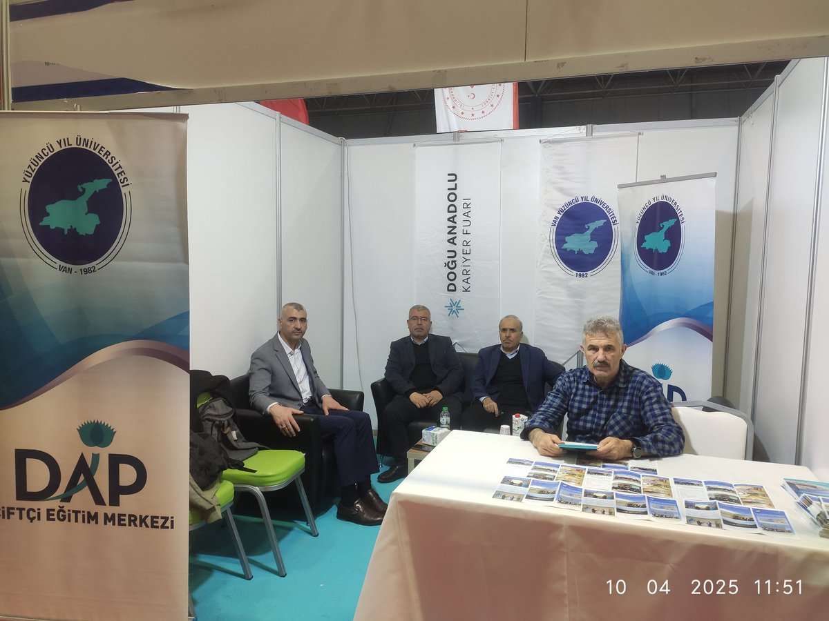 DAKAF 25'de yerimizi aldık. Paydaşlarımızla fikir alış-verişlerimiz devam ediyor.
<a href="/yyukagem/">Van YYÜ Kariyer Merkezi</a> <a href="/HaberVANYYU/">VAN YYÜ</a>  <a href="/DAPIDARESI/">DAP Bölge Kalkınma İdaresi Başkanlığı</a> <a href="/tcvanvaliligi/">T.C. Van Valiliği 🇹🇷</a> <a href="/TKDKVAN/">TKDK Van İl Koordinatörlüğü</a> <a href="/Van_VHO65/">Van Bölgesi Veteriner Hekimler Odası</a> <a href="/vanlinihathoca/">Vanlı Nihat Hoca</a> <a href="/vantarimorman65/">Van İl Tarım ve Orman Müdürlüğü</a> <a href="/vantsokurumsal/">Van Ticaret ve Sanayi Odası</a> <a href="/vanticborsa/">Van Ticaret Borsası</a> <a href="/yyukagem/">Van YYÜ Kariyer Merkezi</a> <a href="/vangolakt/">Vangölü Aktivistleri</a> <a href="/Feridun_IRAK/">Feridun Irak</a>