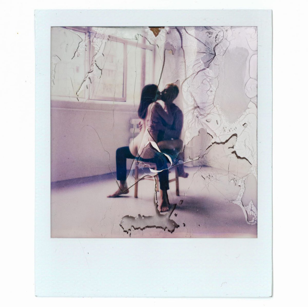I’ve fallen in love with Polaroid all over again. The magic, the rawness, the truth in each shot… I’m working on some experimental pieces that are living inside me right now. You’ll see them soon, and I can’t wait to share this excitement with you. Thank you for being here 🤍