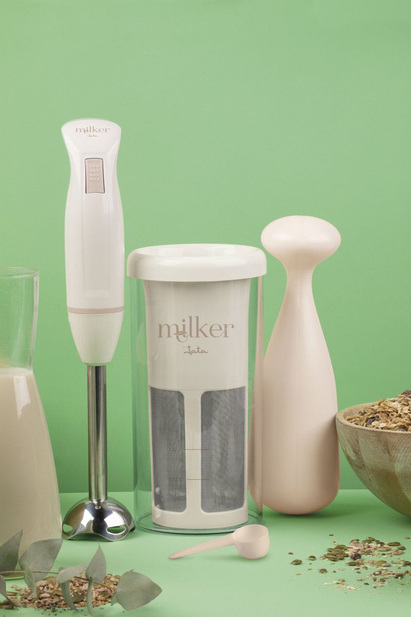 🌿¿Sabías que…
puedes preparar bebidas vegetales en casa, sin azúcares añadidos y cuidando del planeta?

📕 <a href="/aedninforma/">La Academia</a> <a href="/Aldi_es/">ALDI España</a> nos cuenta +👇🏼

Las razones son variadas: salud, sostenibilidad, alergias, o estilo de vida 💙

👉🏼academianutricionydietetica.org/productos-reco… #BebidaVegetal #Navarra