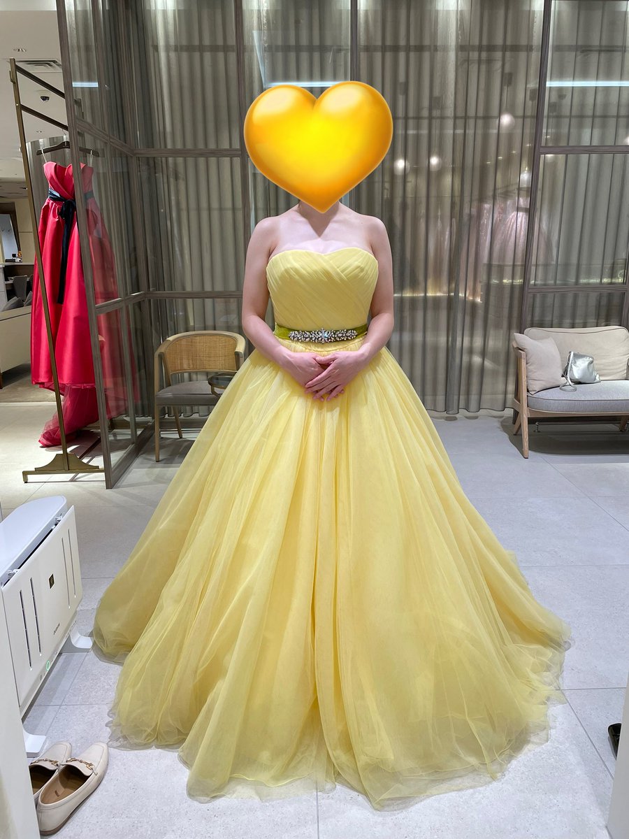 iamchaha_'s tweet photo. 試着してきた👗あと1着着たけど個人的にボツでした。マーメイドも勧められ次着ることに🫶🏻
鬼わがままボディ笑 https://t.co/jojqsyGZMt