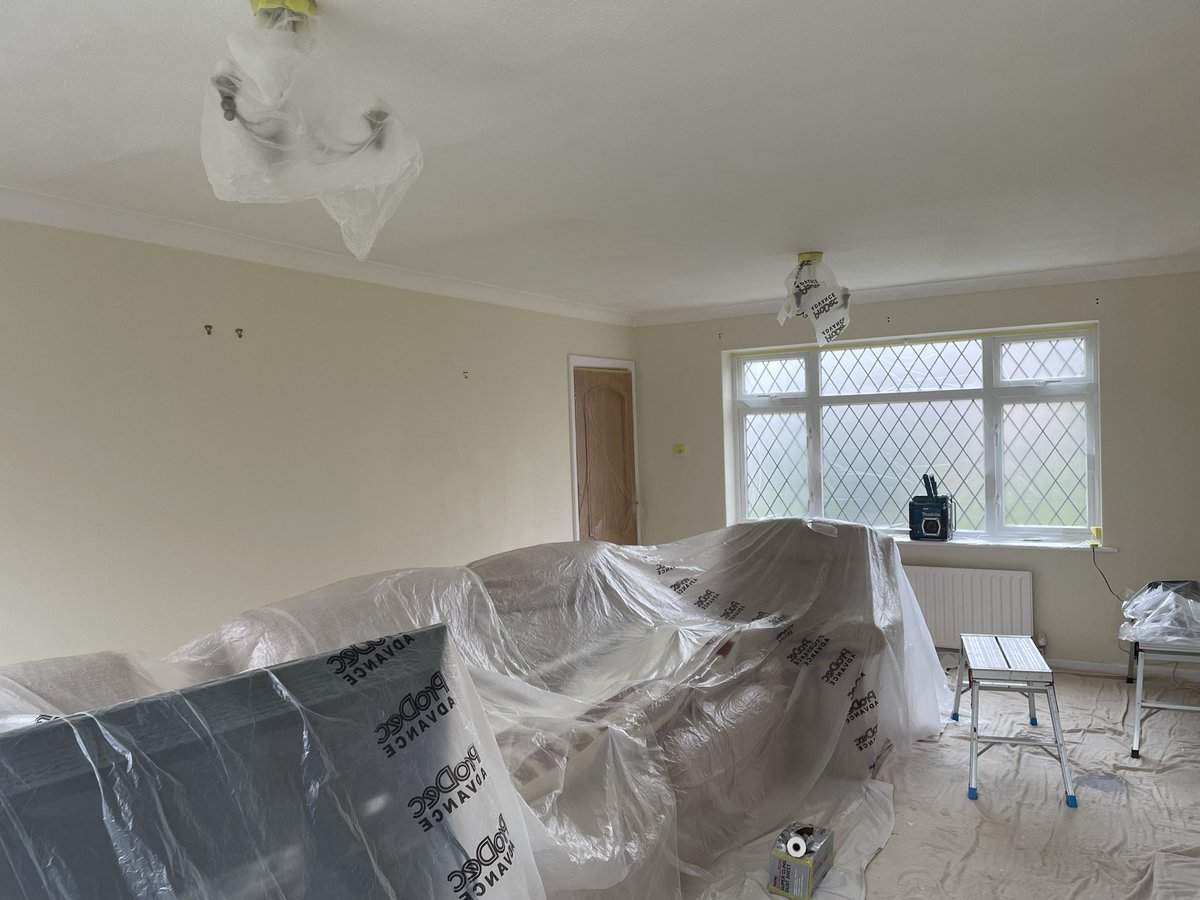 decorating_g's tweet photo. All this before a brush comes out of the van. #decorating #decoratorslife #prepisking https://t.co/JxA820sCHp