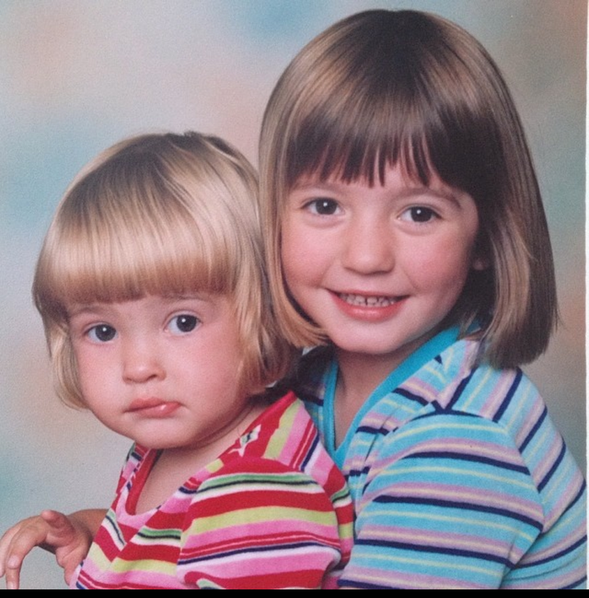 NeuroblastomaUK's tweet image. Rebecca lost her sister Heidi to neuroblastoma in 2000. 25 years later, Rebecca reflects on her experience of watching her sister battle neuroblastoma and how it has motivated her to start fundraising. Rebecca share’s their story here…
Read full story: neuroblastoma.org.uk/personal-stori…