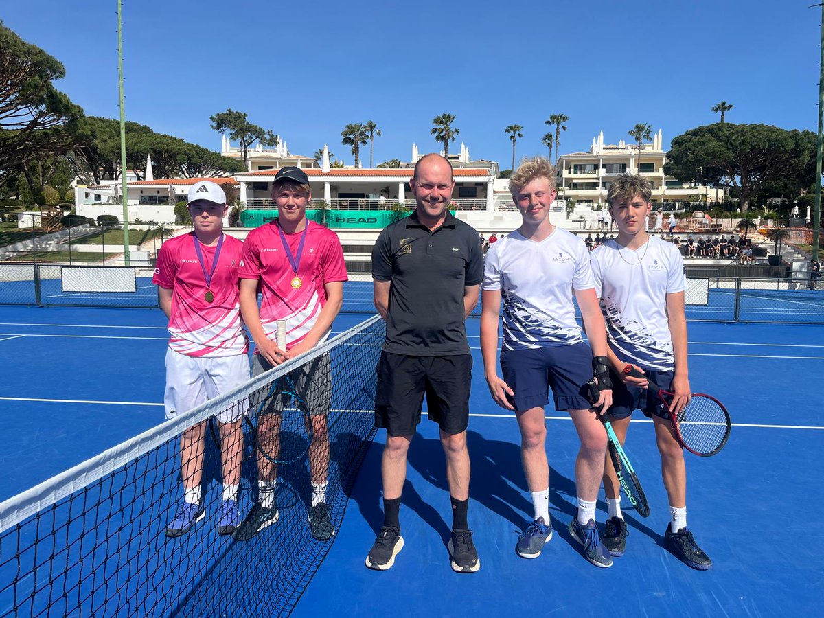 EpsomCollegeUK's tweet image. Val do Lobo Tennis Tour🎾5 sun-soaked days with 34 rising stars from L6 &amp;amp; U4, bringing the heat on and off the court☀️Daily coaching🎾 Tournaments galore🔥 Paddle sessions🍝 Great food &amp;amp; sunshine! #ValDoLoboTennis #TennisTour #PaddlePower #SunCourtSquad #EpsomCollege