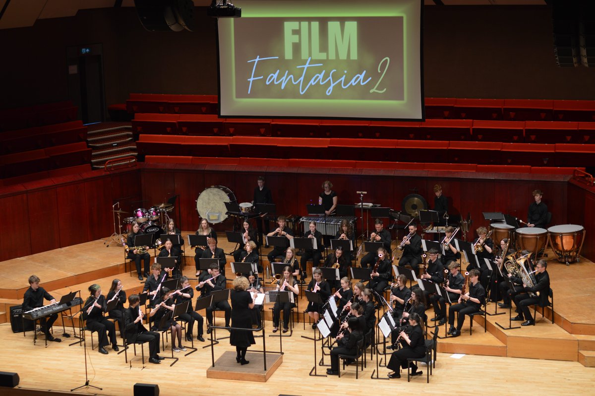 berksmusictrust's tweet photo. Congratulations to our Berkshire Youth Symphony Orchestra and Berkshire Youth Wind Orchestra for their incredible performances at Film Fantasia 2 on Monday! We're thrilled to share some highlights from a wonderful evening at The Heaxgon. 📸🎬 https://t.co/kTyZJ4V84G