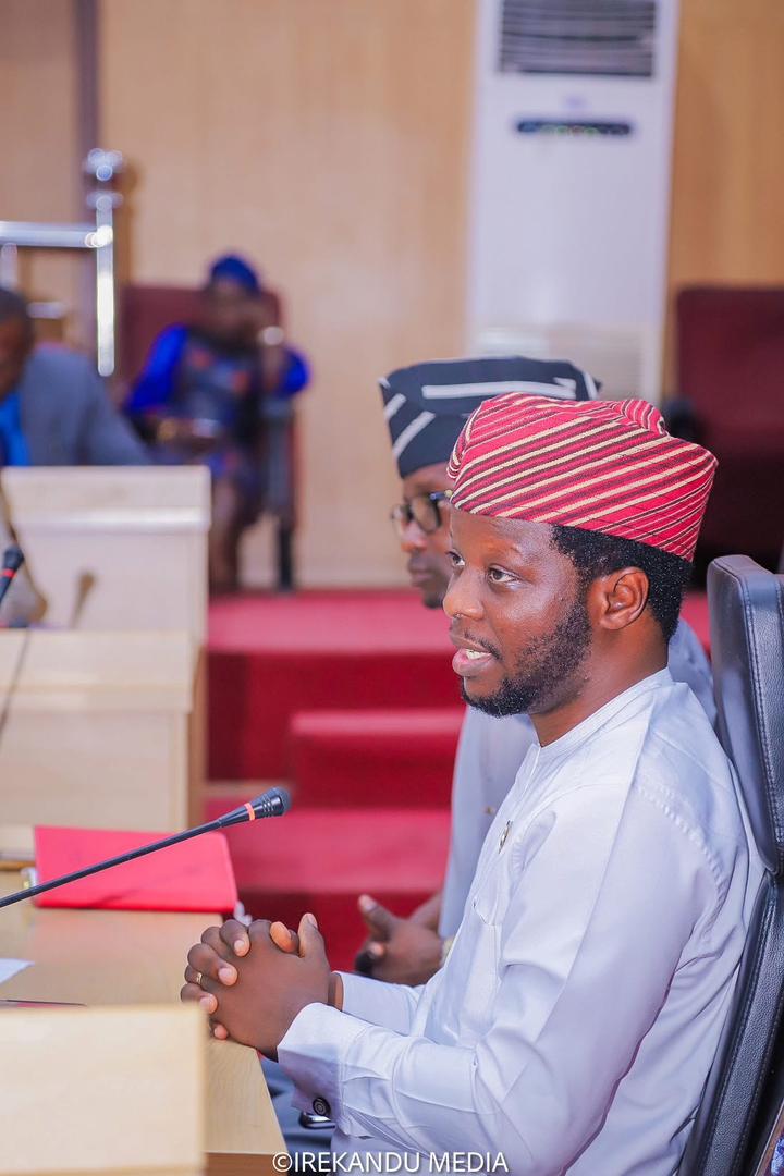 Themanirekandu's tweet photo. Earlier this week, I addressed key issues at a maiden meeting with stakeholders in my capacity as the Chairman of the House Committee on Governors’ House.
#TheManIrekandu https://t.co/xTCETcTjm9