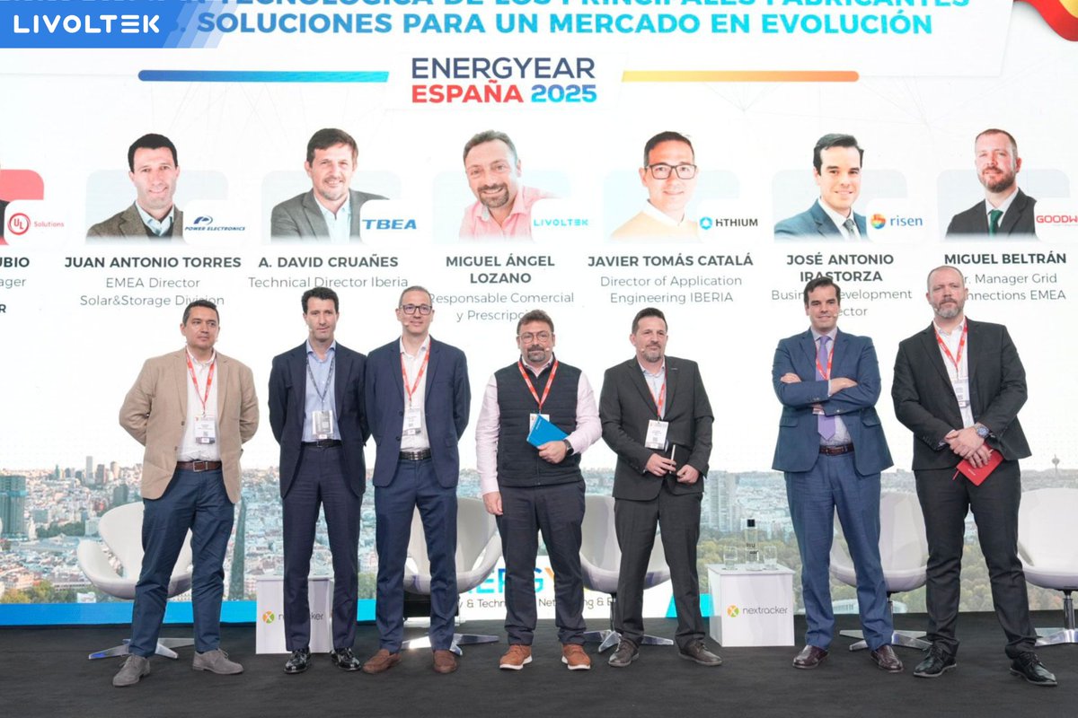 livoltek's tweet image. #Energyear #Spain 🇪🇸!Proud to share our vision and technology alongside Miguel in Energyear Spain 2025. 👏🏻