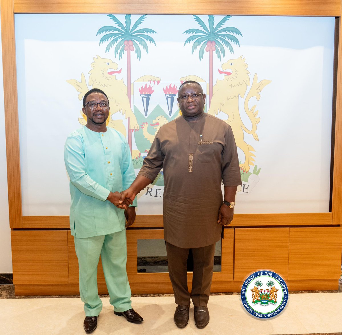 LeoneEmbassy's tweet photo. The Sierra Leone Ambassador to Belgium, #Netherlands, #Greece. #Luxembourg and #EU, Amb #PhilipBobJusu, took formal leave of H.E. President Maada Bio on 4th April 2025 to commence his tour of duty. #EUSierraLeone https://t.co/7LLrkq3KCN