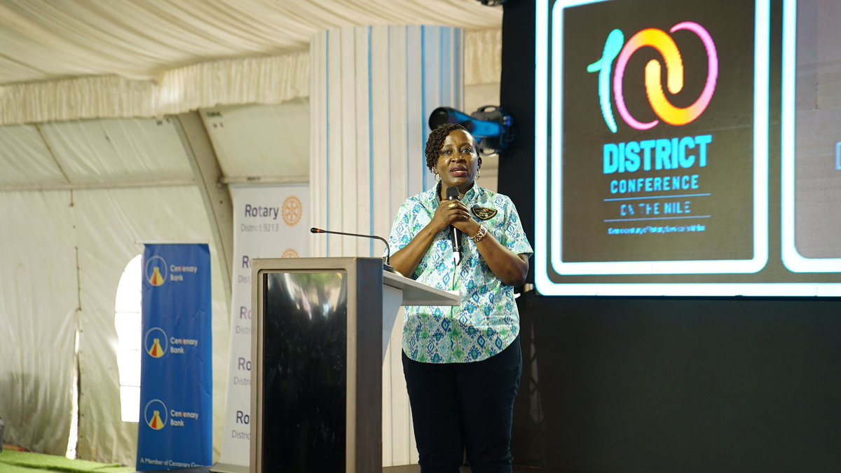 101DISCON's tweet photo. This morning, DG Anne Nkutu @dgrotaryd9213 delivered a powerful speech to mark our #100ThDISCON. 

She kicked off by warmly welcoming the Green Sheikh (@greensheikh) and extending heartfelt thanks to our platinum sponsors—@CentenaryBank, @UgandaBreweries, and @KiiraMotors —alongside all our incredible sponsors for their unwavering support. 

She also highlighted that this is a green conference, a deliberate choice seen in our sustainability goals, our partners, and even our green shirts!  

With Kiira Motors as our e-mobility partner and the Green Sheikh among us, we’re paving the way for a sustainable future.