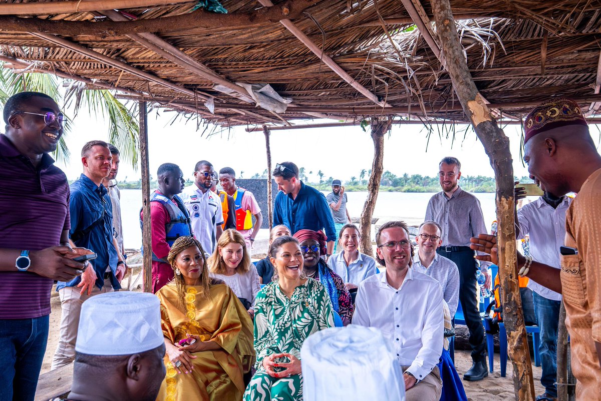 Our Goodwill Ambassador HRH Crown Princess Victoria of Sweden travelled to Lagos, Nigeria, to see first-hand our work on climate adaptation in coastal communities and how local innovators are driving solutions for #ClimateAction and sustainable development.