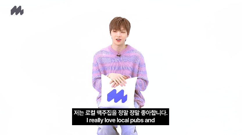 tellmeniela's tweet photo. Meet At Tassos
Beim Strohhause 14, 20097 Hamburg, Deutschland
https://t.co/cDAuUfLgAL

It's a quiet but craft beer pub that Daniel likes, with a lot of local uncles &amp; grandfathers,  playing dart and a friendly owner.

 #강다니엘 #KANGDANIEL 
#ACT #RECT #ACTinEurope https://t.co/0po0nx9i9K