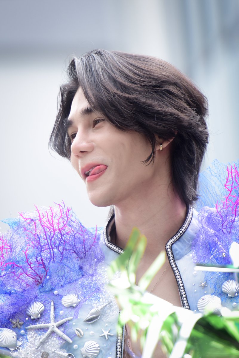 cuteyuuneko's tweet photo. เวลานายกัดปาก จะมุมไหน 
เลาก็ใจไม่ดีตลอดอ่าาาาา 😳😳😳😳

#SongkranKingPowerxJeffSatur
#อภิมหาสงกรานต์รางน้ำ
#KingPowerSongkran2025
#JeffSatur
#JeffSaturByYuu https://t.co/YfVwFok3xO