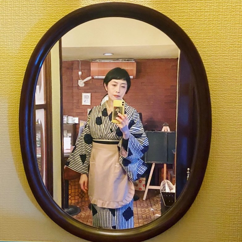 yumiutsugibw's tweet image. 春休みが終わって少し静か（？）な浅草でございます。

#働く着物
#celvoke
@n_kuronekotei