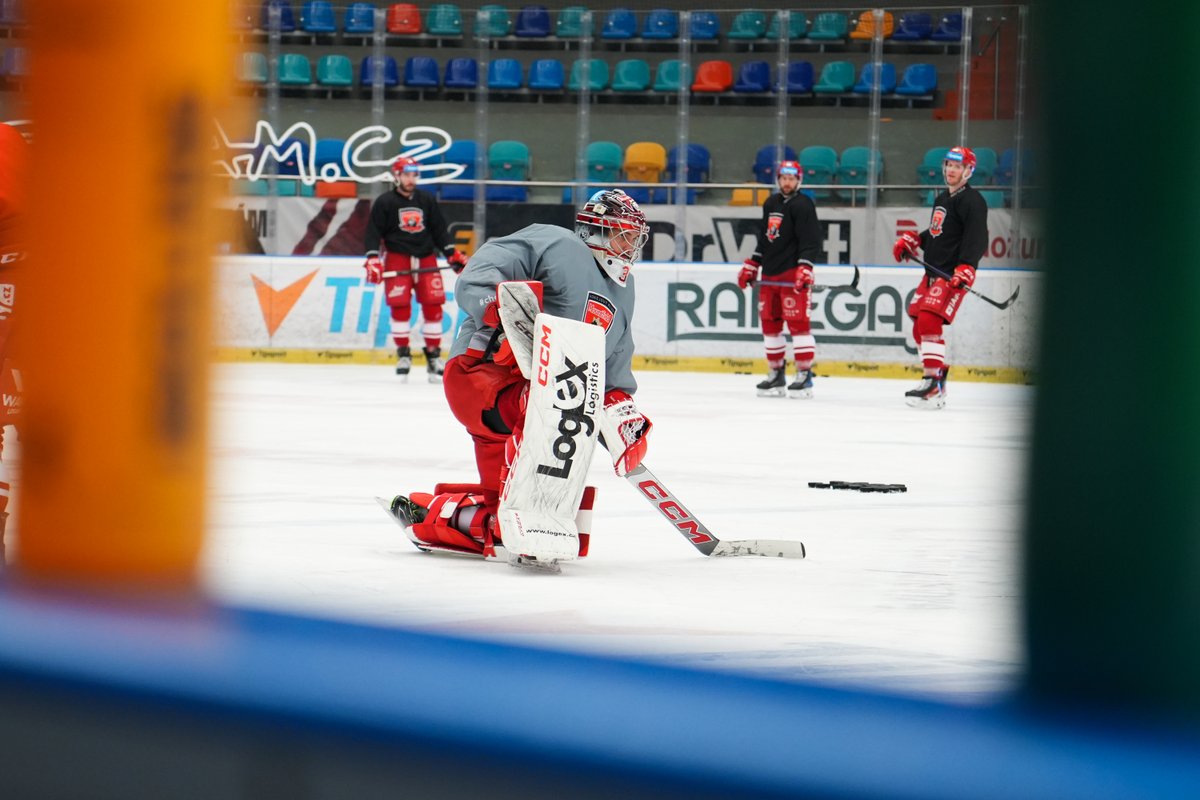 Mountfield HK tweet media