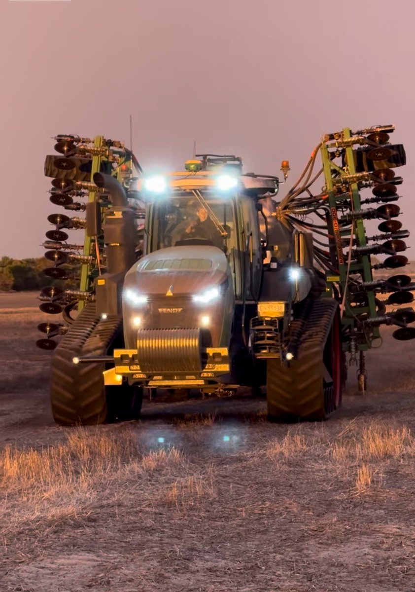 Michael Hart tweet media