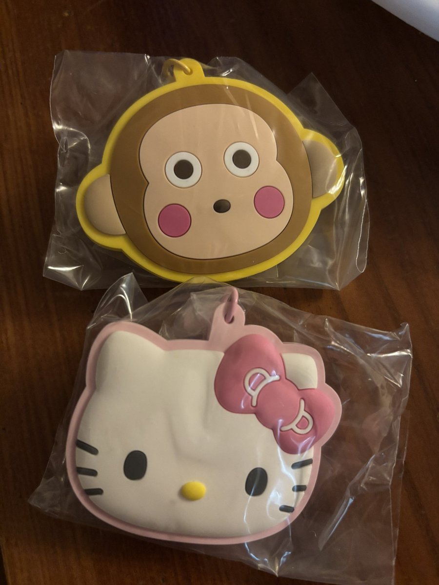 kc__poo9's tweet photo. サンリオ キャラクター大賞
シークレット ラバーミラーキーホルダー 交換

【求】 ウサハナ

【譲】 キティ・おさるのもんきち

郵送にて交換希望です。
ご気軽にお声がけくださいませ😭 https://t.co/I6lIjBHxYp