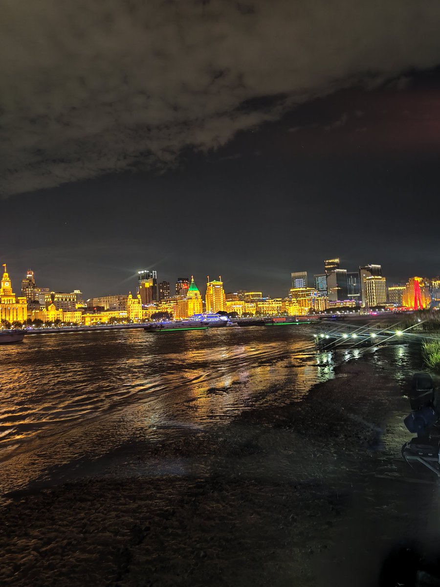 AnthonyTotten1's tweet photo. I've neglected my socials since coming back in October. So way back in October, my second trip to Shanghai. Unreal place.

#Shanghai #China https://t.co/pTrjdVTwQY