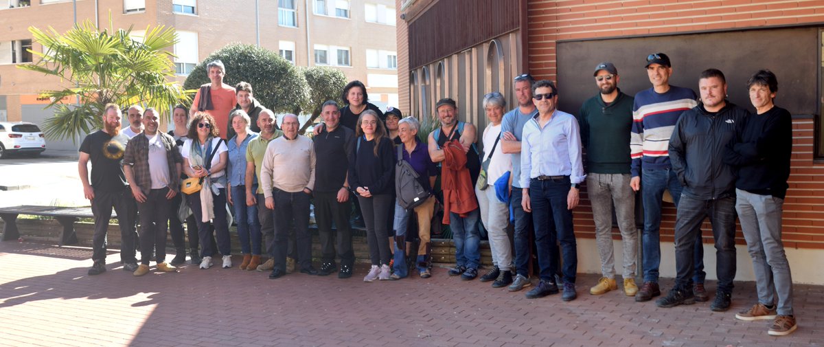 Éxito en la primera semana del paisajismo y medio rural organizada por el centro
…iberadelarga.web.educacion.navarra.es/w/%C3%89xito-e…