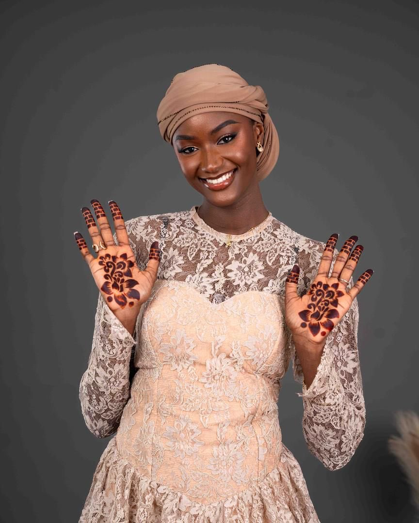 Amayel__'s tweet photo. Cette magnifique mariée nous a fait confiance pour la tenue de son shooting! 
On lui souhaite une longue et belle vie auprès de son époux 💕 https://t.co/zRqUw0IZhm