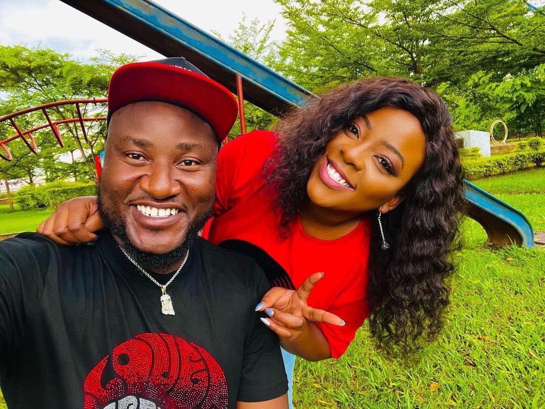 Today, a Tv Personnel and wifey to rapper <a href="/PhyzixMw/">Phyzix™</a> was born.

Happy birthday Ruth Kulaisi  🎂