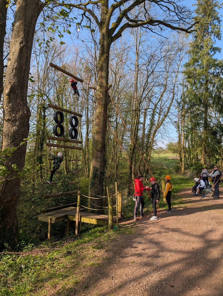 YearFiveBPS's tweet image. Gladiator climb &amp;amp; Balance beam! @Blackwood_PS