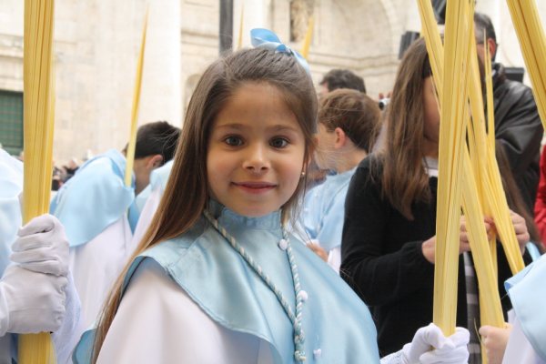 leia_2207's tweet photo. ayer encontre fotos de la primera vez que salí en procesión 🤏🏻🩵 https://t.co/zgwqpch5zU