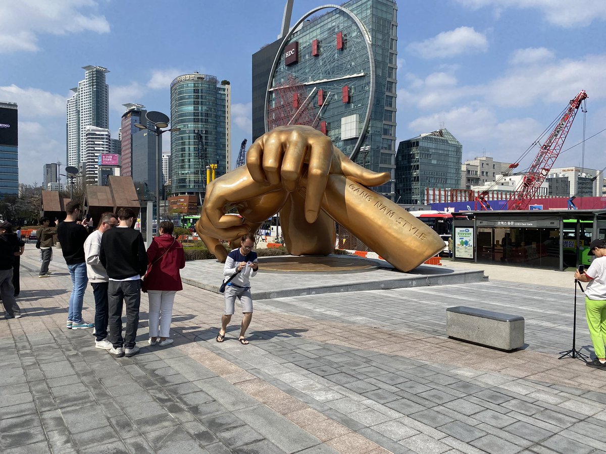 s0l062's tweet photo. South Korea 🇰🇷 https://t.co/nH96KrWLhs