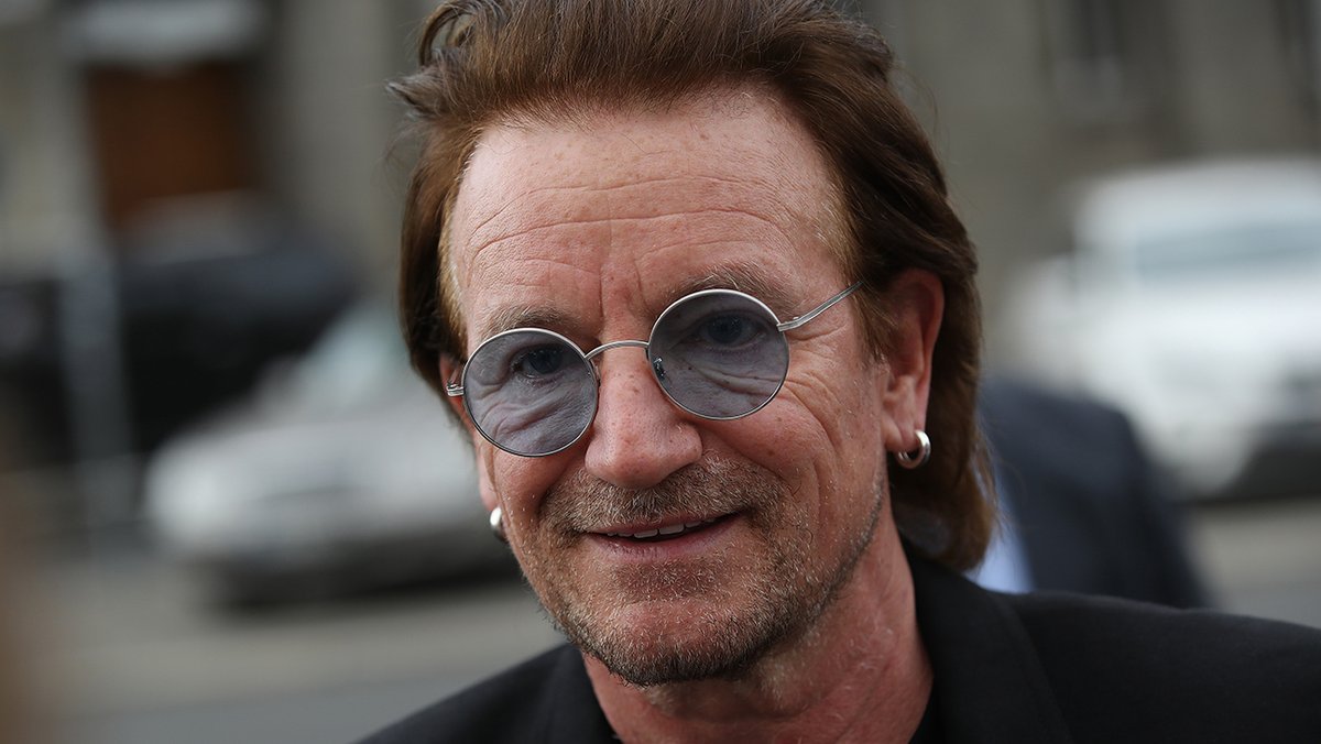 A music documentary about U2 frontman Bono called 'Bono: Stories of Surrender', from director Andrew Dominik, will premiere at #Cannes2025.

hollywoodreporter.com/movies/movie-n…
