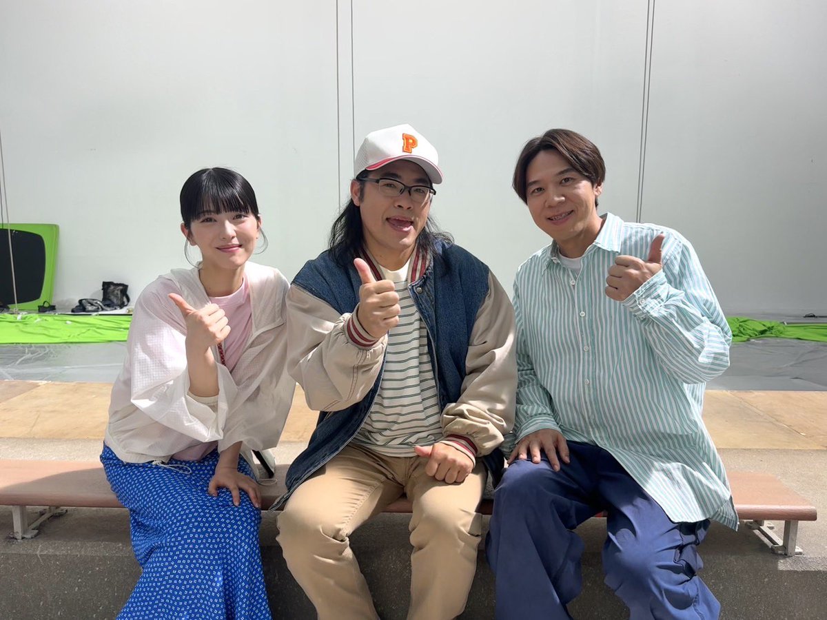 MINAMI373HAMABE's tweet photo. docomo 新Webムービー『ナイスバッテリー』篇が公開されていますよー🐥
ナイスバッテリー!🐥
撮影中はロッチのおふたりに野球について教えていただいていましたーー🐥ずっと笑っちゃっててあっという間に撮影が終わってしまいました🐥
ぜひチェックしてみてくださいね! https://t.co/zm53IExK8I