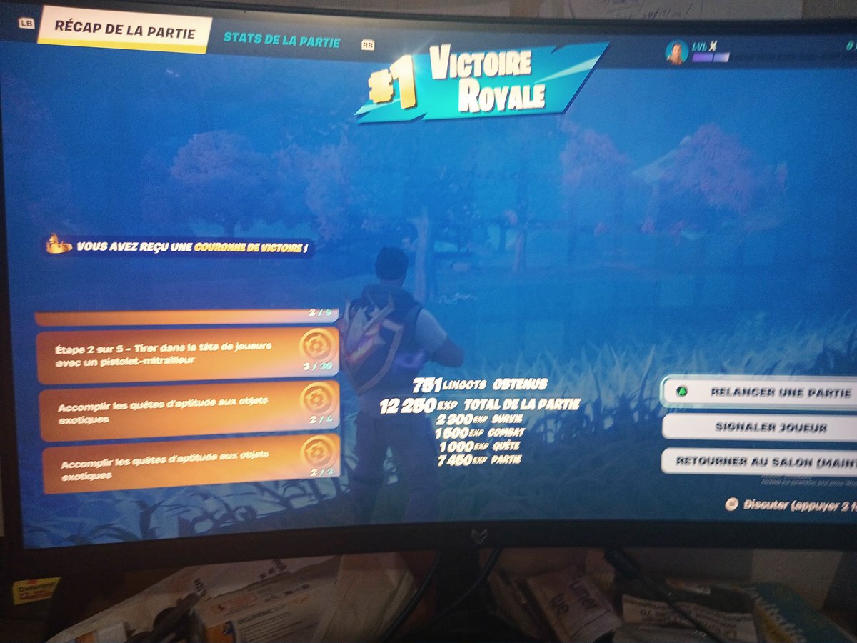 SSaorine's tweet photo. Ça y est top 1 sur Fortnite !!!
Good news number one on Fortnite !!! https://t.co/cnR7tLYYqb