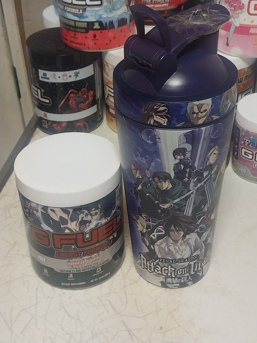 WaywardToadSage's tweet photo. I've been up since 4am and luckily slept about 8 hours. Let's see how long some #SpinalFluid @GFuelEnergy can keep me going this very long day. #AttackOnTitan #GFUEL https://t.co/NIorZVLoor