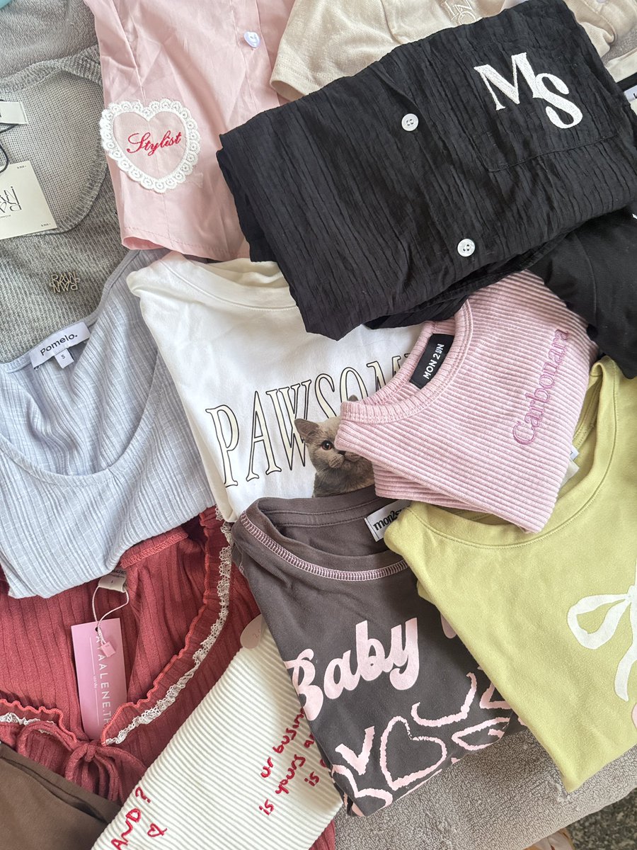 noneterna's tweet photo. มาโล๊ะตู้ส่งต่อเสื้อผ้าคับ 
ราคาน่ารักแน่นอน😻✨

ค่าส่งเหมา 50 บาท(📌รี+ปักลด10บาทคับ)
ลงวันศุกร์นี้11/4 เวลา16.00น.

ฝากอุดหนุนกับหน่อยนะคับ🥺
#เสื้อผ้ามือสอง #เสื้อผ้ามือสองราคาถูก
#ส่งต่อเสื้อผ้ามือสอง #ส่งต่อเสื้อผ้ามือ2 #ส่งต่อเสื้อผ้า #ส่งต่อเสื้อผ้ามือสองสภาพดี https://t.co/O1uoP8vl4g