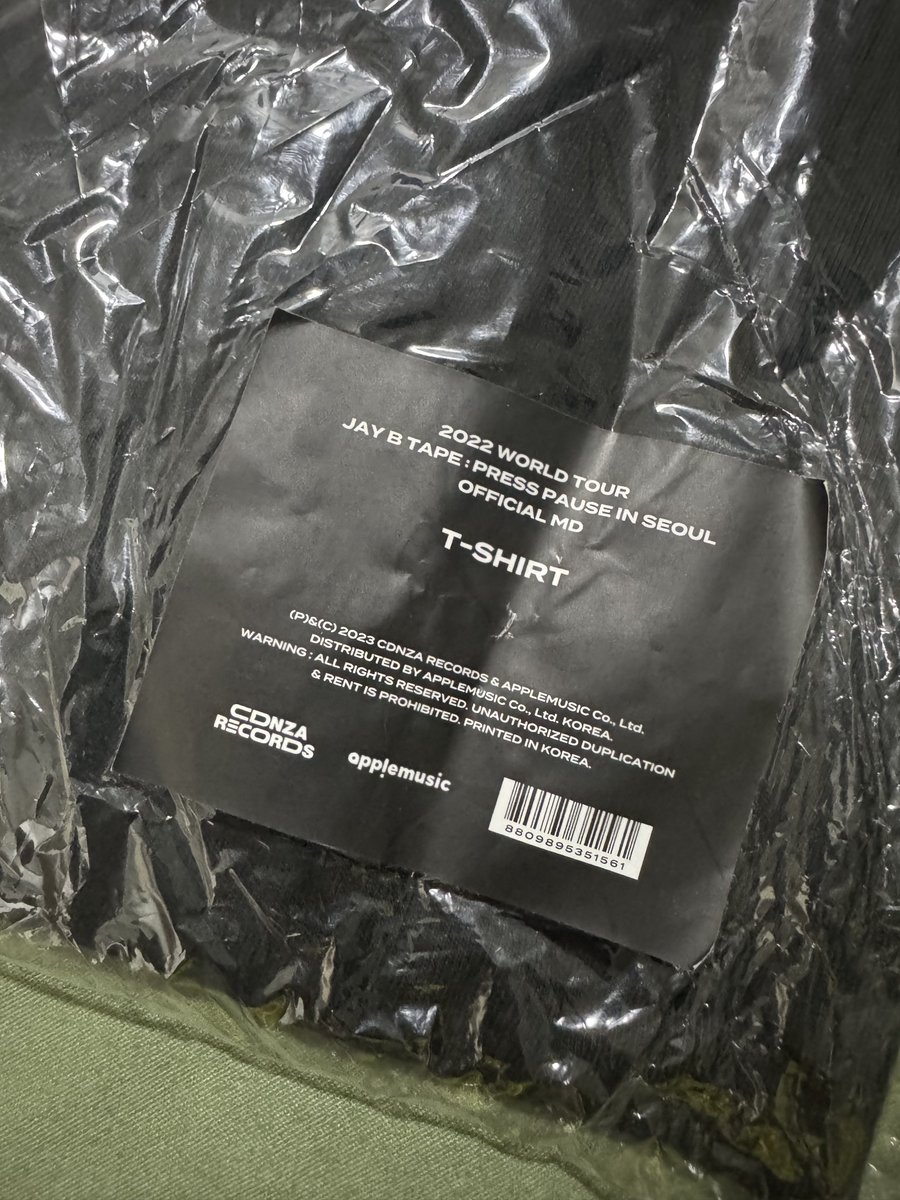 peachycarts's tweet photo. WTS / LFB / #PeachySelling

❏ GOT7 JAYB TAPE: PRESS PAUSE IN SEOUL TSHIRT
↳ PHP 1,700
↳ onhand &amp; ready to ship
↳ sealed &amp; never been used

— MOP: Gcash, Maya, BPI, BDO
— MOD: GGX, SDD

Reply mine or dm to claim

🏷 2022 world tour official shirt md jaebeom jb https://t.co/1oBgOh2U9L