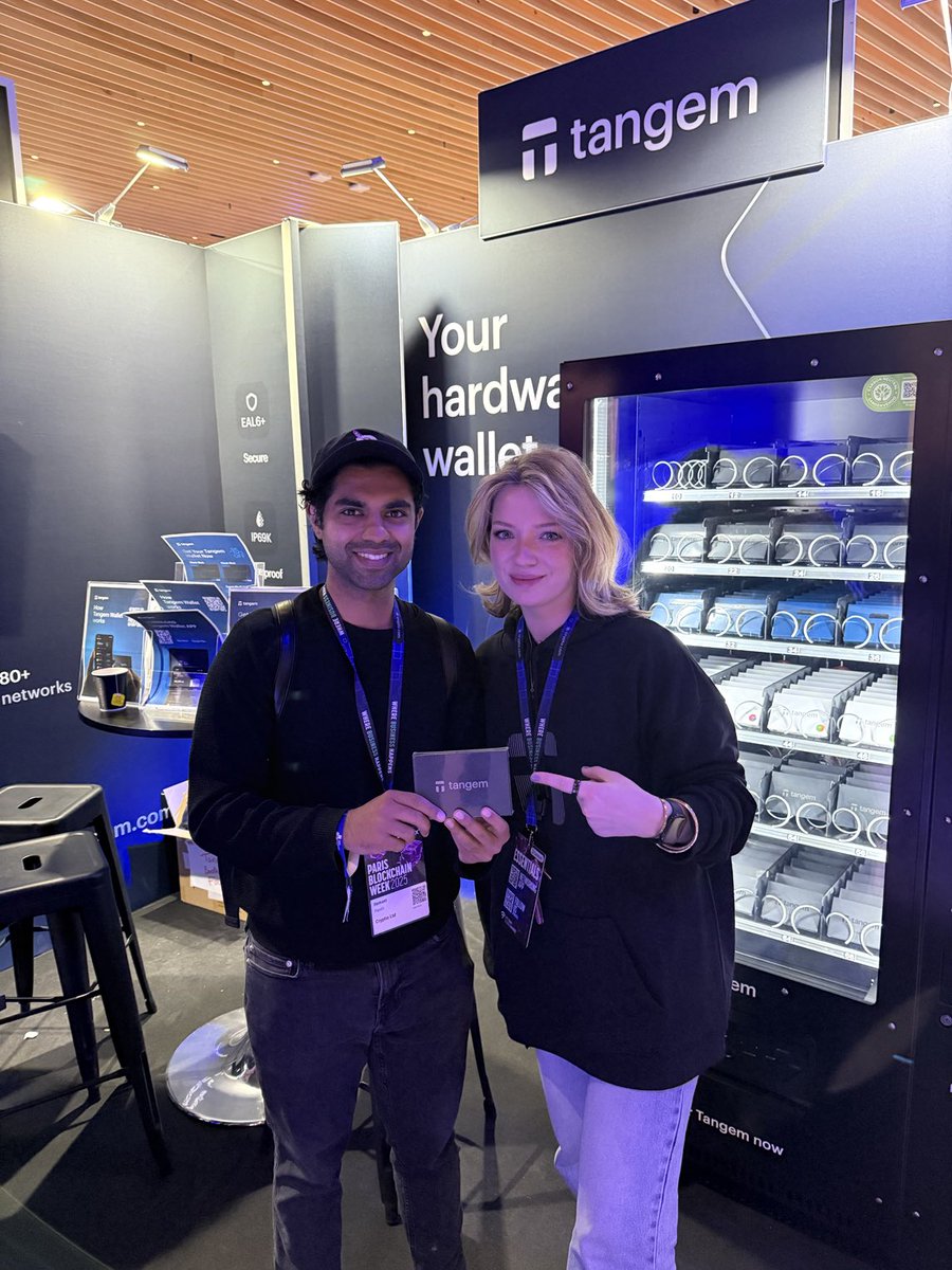 ⁦Met the team over at <a href="/tangem/">Tangem</a> , awesome product! Lord of the ring is here. ⁦<a href="/anaonchain/">ana jacobson ✨</a>⁩ ⁦<a href="/tangem_france/">Tangem</a>⁩