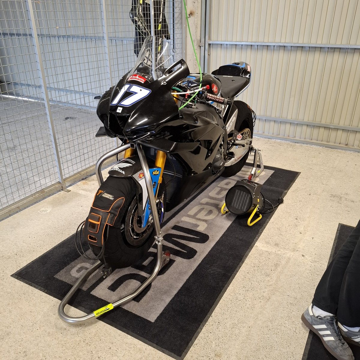 Sam Palmer tweet media