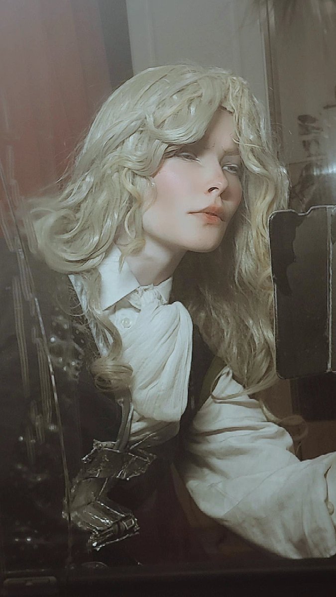 Rorykeddu's tweet photo. #Alucard from #Castlevania #SymphonyoftheNight #cosplay #CastlevaniaNocturne https://t.co/sNJAXoYe0e