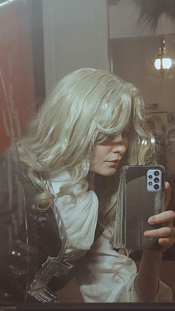 Rorykeddu's tweet photo. #Alucard from #Castlevania #SymphonyoftheNight #cosplay #CastlevaniaNocturne https://t.co/sNJAXoYe0e