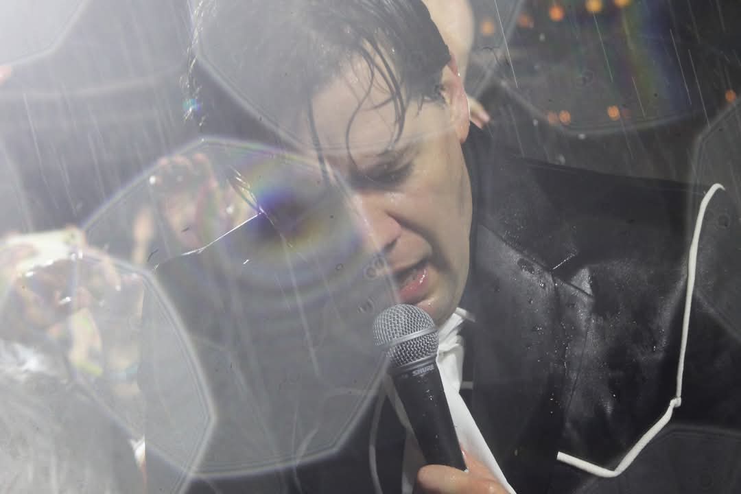 The Hives tweet media