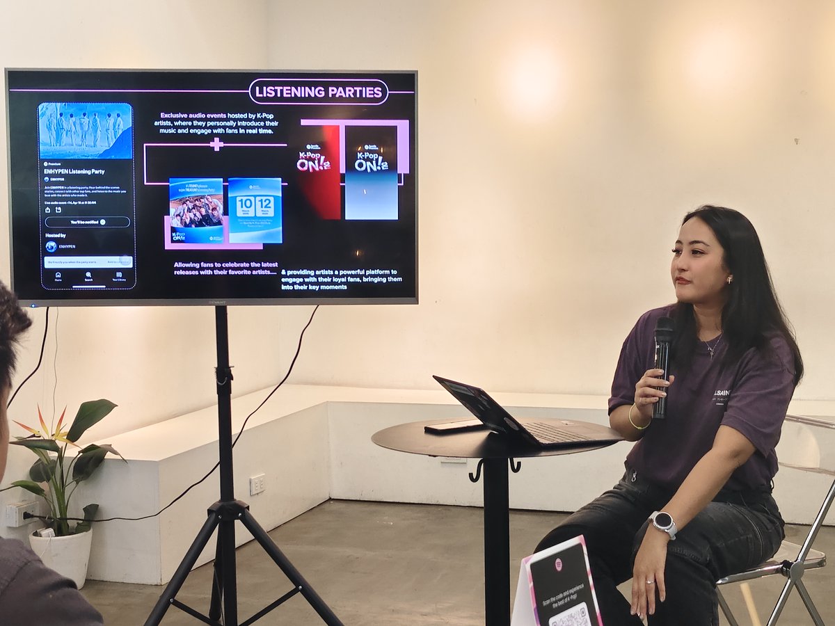 philstarlife's tweet image. K-POP STANS, MAKE SOME NOISE!
 
@SpotifyPH  is launching the ultimate fandom experience 'K-Pop ON! Hub.’ This new feature lets you easily watch your favorite K-Pop artists’ music videos and podcasts, discover the latest hits, join listening parties and more. #kpop #kpopon