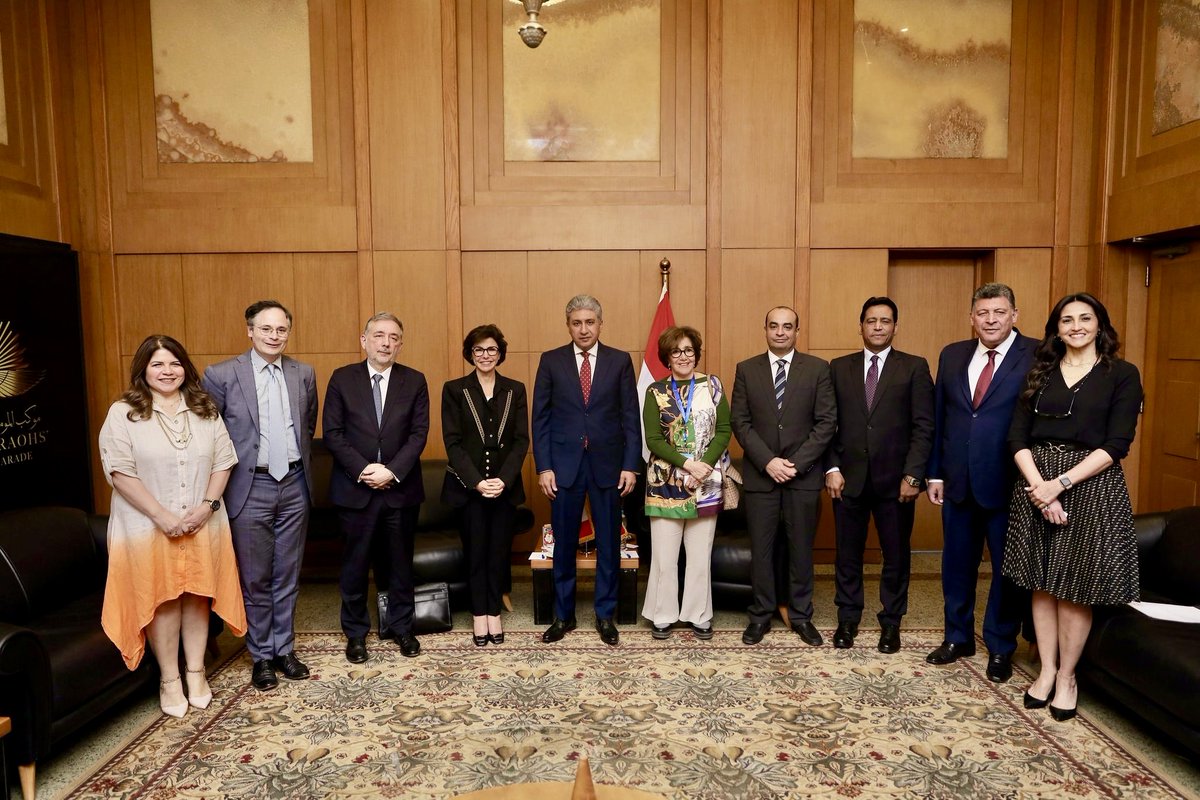 Rachida Dati ن (@datirachida) on Twitter photo 🇪🇬🤝🇫🇷 La sauvegarde et la promotion du patrimoine sont au coeur du partenariat culturel entre la France et la République arabe d’Egypte.
En marge de la visite d’État d’<a href="/EmmanuelMacron/">Emmanuel Macron</a> en Égypte, j’ai pu échanger avec Chérif Fathy, ministre égyptien du Tourisme et des 🇪🇬🤝🇫🇷 La sauvegarde et la promotion du patrimoine sont au coeur du partenariat culturel entre la France et la République arabe d’Egypte.
En marge de la visite d’État d’<a href="/EmmanuelMacron/">Emmanuel Macron</a> en Égypte, j’ai pu échanger avec Chérif Fathy, ministre égyptien du Tourisme et des